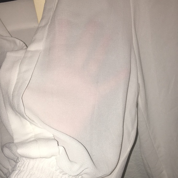 Monteau Los Angeles White Spring Summer Crop Top with gathered waist Size Small - Picture 5 of 5